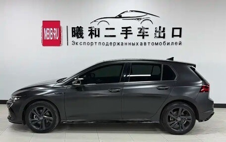 Volkswagen Golf VIII, 2023 год, 1 650 000 рублей, 4 фотография