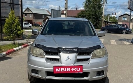 Mitsubishi Outlander III рестайлинг 3, 2003 год, 265 000 рублей, 3 фотография