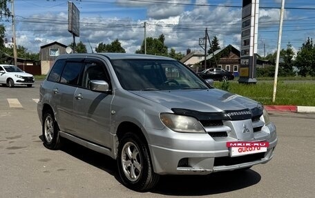 Mitsubishi Outlander III рестайлинг 3, 2003 год, 265 000 рублей, 4 фотография