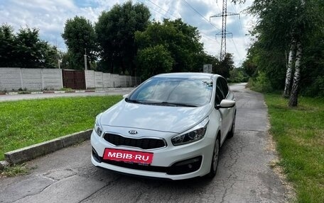 KIA cee'd III, 2016 год, 1 050 000 рублей, 3 фотография