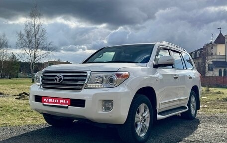 Toyota Land Cruiser 200, 2011 год, 3 500 000 рублей, 6 фотография