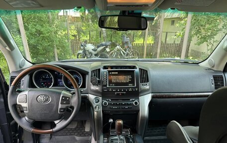 Toyota Land Cruiser 200, 2008 год, 2 500 000 рублей, 14 фотография