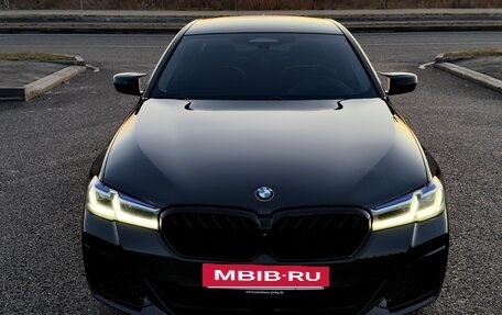 BMW 5 серия, 2020 год, 4 850 000 рублей, 2 фотография