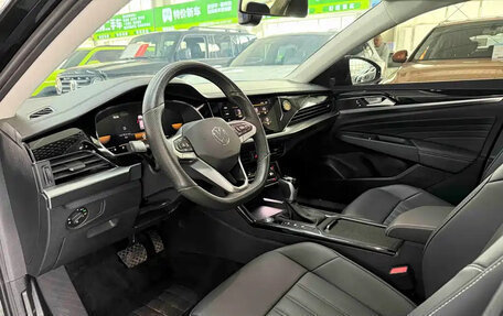 Volkswagen Passat B8 рестайлинг, 2023 год, 1 800 000 рублей, 9 фотография