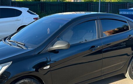 Hyundai Solaris II рестайлинг, 2012 год, 600 000 рублей, 3 фотография