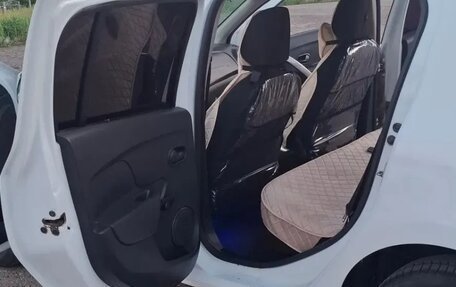 Renault Sandero II рестайлинг, 2015 год, 750 000 рублей, 7 фотография