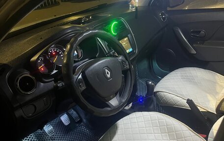 Renault Sandero II рестайлинг, 2015 год, 750 000 рублей, 8 фотография