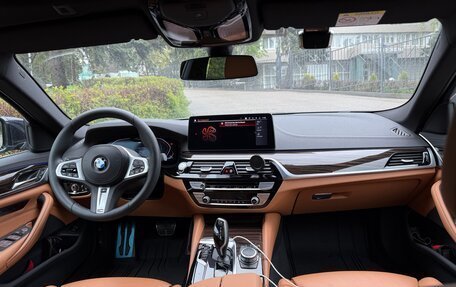 BMW 5 серия, 2022 год, 5 200 000 рублей, 18 фотография