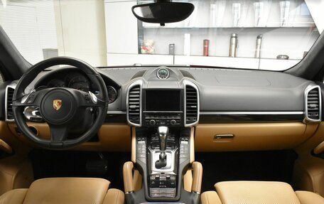 Porsche Cayenne III, 2013 год, 2 990 000 рублей, 9 фотография