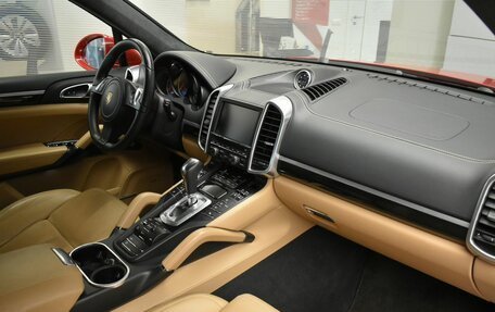 Porsche Cayenne III, 2013 год, 2 990 000 рублей, 27 фотография