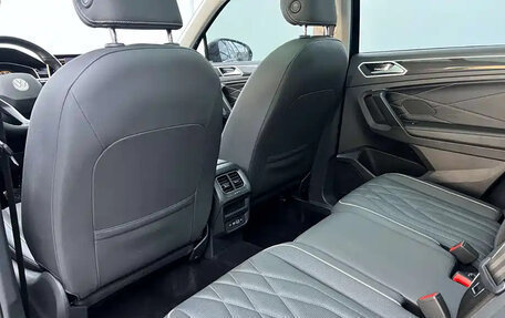 Volkswagen Tiguan II, 2023 год, 2 000 000 рублей, 23 фотография