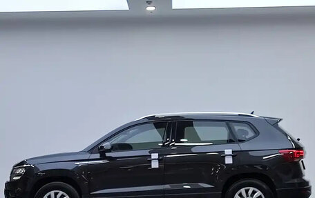 Volkswagen Tharu, 2023 год, 1 600 000 рублей, 4 фотография