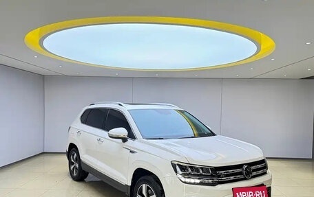 Volkswagen Tharu, 2023 год, 1 600 000 рублей, 2 фотография