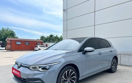 Volkswagen Golf VIII, 2023 год, 1 823 000 рублей, 1 фотография