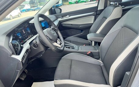 Volkswagen Golf VIII, 2023 год, 1 823 000 рублей, 6 фотография