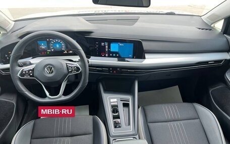 Volkswagen Golf VIII, 2023 год, 1 823 000 рублей, 5 фотография
