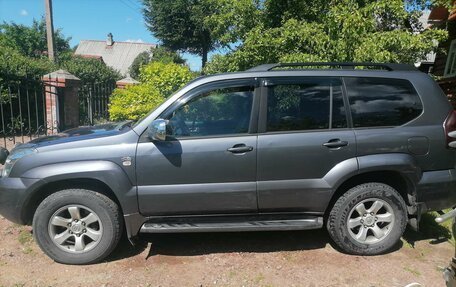 Toyota Land Cruiser Prado 120 рестайлинг, 2005 год, 1 495 000 рублей, 2 фотография