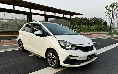 Honda Fit, 2021 год, 1 050 002 рублей, 3 фотография