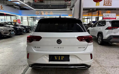 Volkswagen T-Roc I, 2023 год, 1 400 000 рублей, 6 фотография