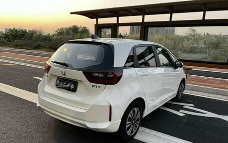 Honda Fit, 2021 год, 1 050 002 рублей, 6 фотография
