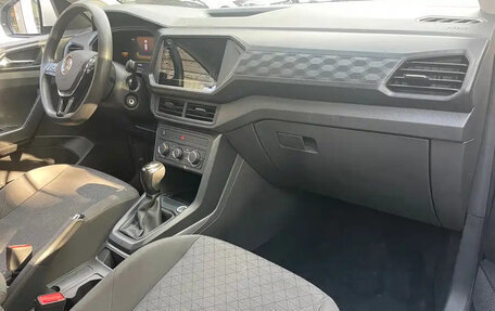 Volkswagen T-Cross I, 2023 год, 1 200 000 рублей, 12 фотография