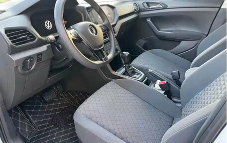 Volkswagen T-Cross I, 2023 год, 1 200 000 рублей, 10 фотография