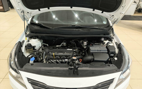Hyundai Solaris II рестайлинг, 2016 год, 980 000 рублей, 9 фотография