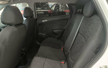 Hyundai Solaris II рестайлинг, 2016 год, 980 000 рублей, 12 фотография