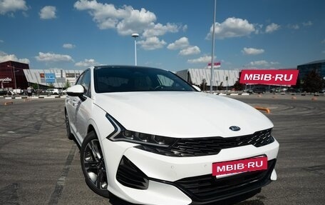 KIA K5, 2020 год, 3 100 000 рублей, 9 фотография