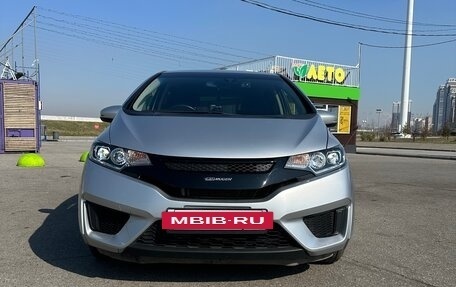Honda Fit III, 2015 год, 1 090 000 рублей, 2 фотография