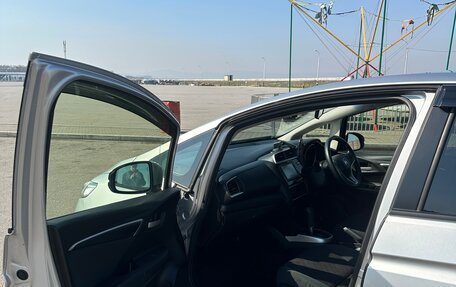 Honda Fit III, 2015 год, 1 090 000 рублей, 12 фотография