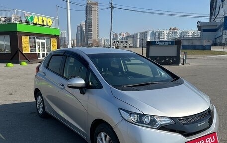 Honda Fit III, 2015 год, 1 090 000 рублей, 4 фотография