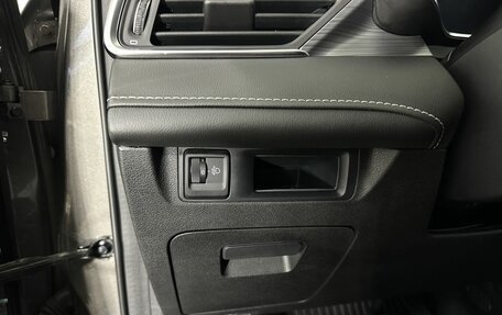 Geely Atlas, 2023 год, 1 990 000 рублей, 9 фотография