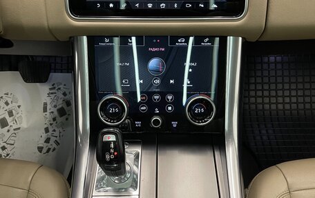 Land Rover Range Rover Sport II, 2018 год, 4 000 000 рублей, 31 фотография