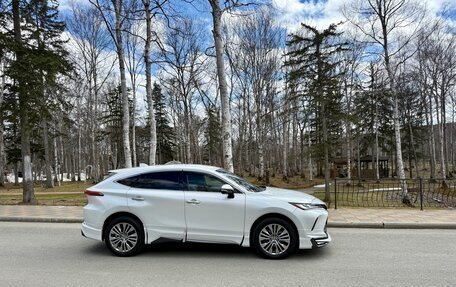 Toyota Harrier, 2021 год, 3 700 000 рублей, 3 фотография