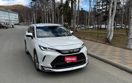 Toyota Harrier, 2021 год, 3 700 000 рублей, 2 фотография