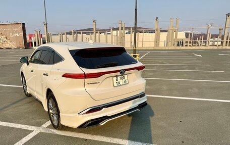 Toyota Harrier, 2021 год, 3 700 000 рублей, 10 фотография
