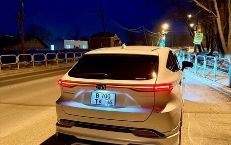 Toyota Harrier, 2021 год, 3 700 000 рублей, 15 фотография