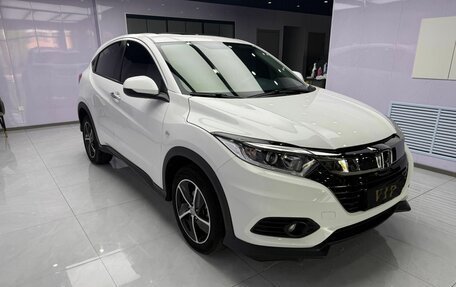 Honda Vezel, 2022 год, 1 470 000 рублей, 3 фотография