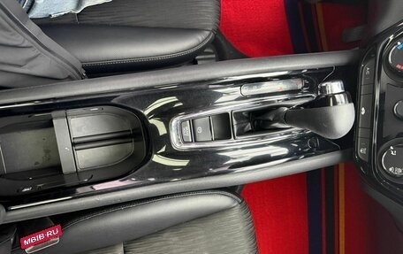 Honda Vezel, 2022 год, 1 470 000 рублей, 15 фотография