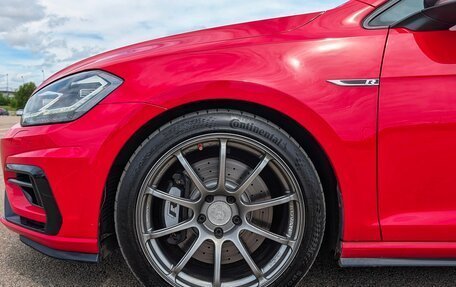 Volkswagen Golf R VII, 2018 год, 4 250 000 рублей, 9 фотография