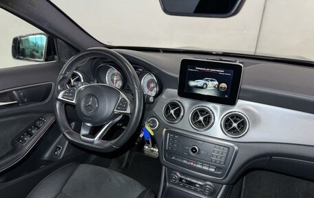 Mercedes-Benz GLA, 2016 год, 1 850 000 рублей, 11 фотография