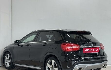 Mercedes-Benz GLA, 2016 год, 1 850 000 рублей, 3 фотография