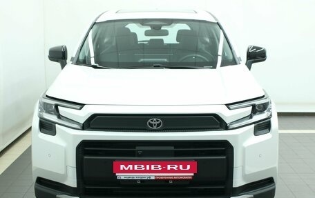 Toyota RAV4, 2025 год, 4 050 000 рублей, 8 фотография