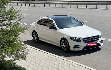 Mercedes-Benz E-Класс, 2017 год, 2 750 000 рублей, 1 фотография