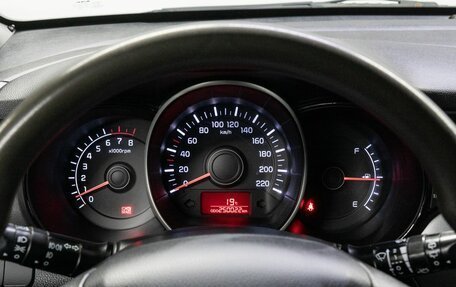 KIA Rio III рестайлинг, 2013 год, 715 000 рублей, 21 фотография