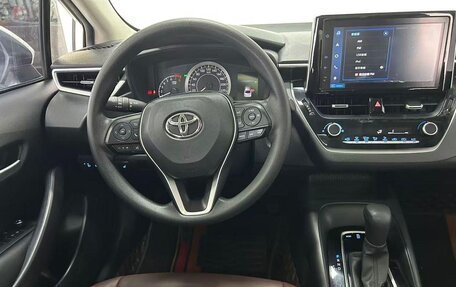 Toyota Corolla, 2021 год, 1 390 000 рублей, 7 фотография