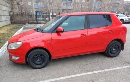Skoda Fabia II, 2011 год, 490 000 рублей, 3 фотография