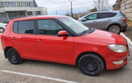 Skoda Fabia II, 2011 год, 490 000 рублей, 2 фотография