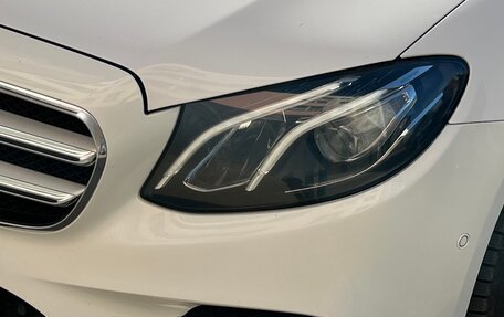 Mercedes-Benz E-Класс, 2017 год, 2 750 000 рублей, 10 фотография